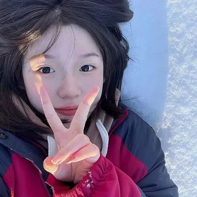 洗脑影像：性别、镜头和权力